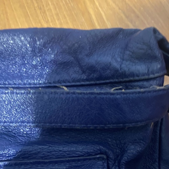 Danier Genuine Leather Bag - Picture 14 of 16